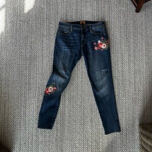 DRIFTWOOD Dark Blue Boyfriend Jeans with Floral Embroidery